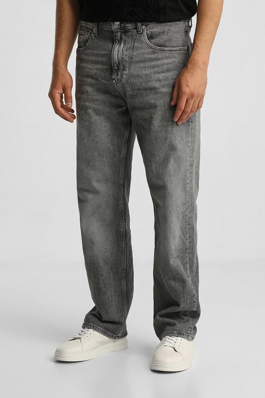 Джинсы прямого кроя Tommy Jeans