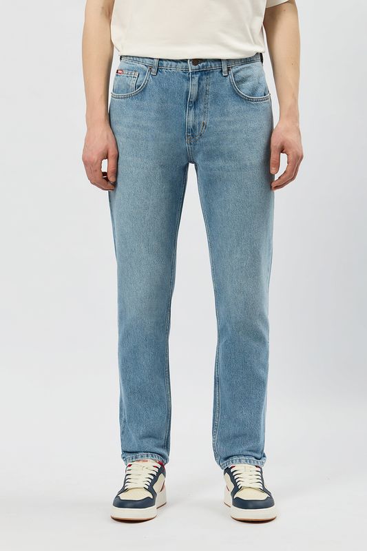 Джинсы прямого кроя зауженные Lee Cooper