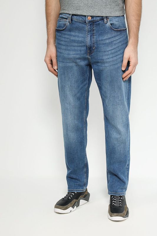 Джинсы с эффектом потертости Esprit Casual