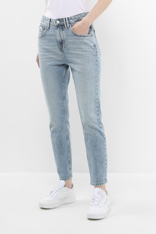 Джинсы с эффектом потертости Marc O'Polo Denim