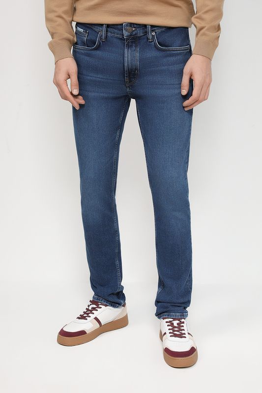 Джинсы с эффектом потертости Marc O'Polo Denim