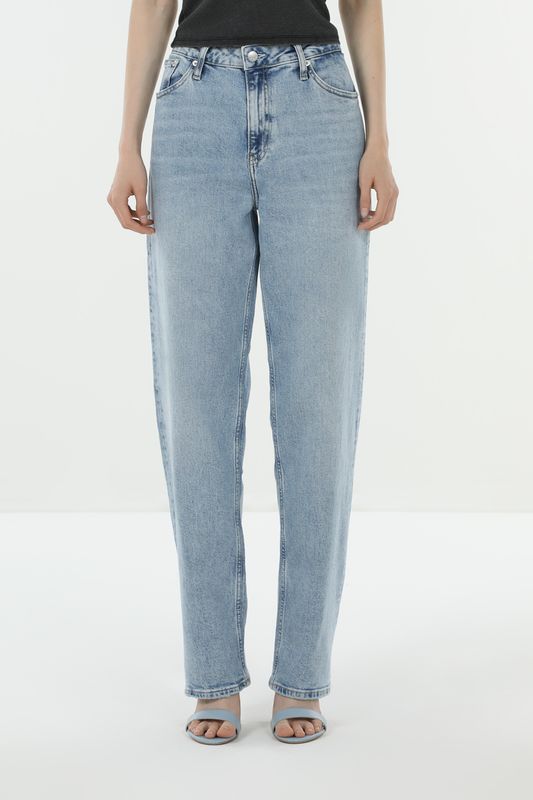 Джинсы с эффектом потертости свободного кроя Calvin Klein Jeans