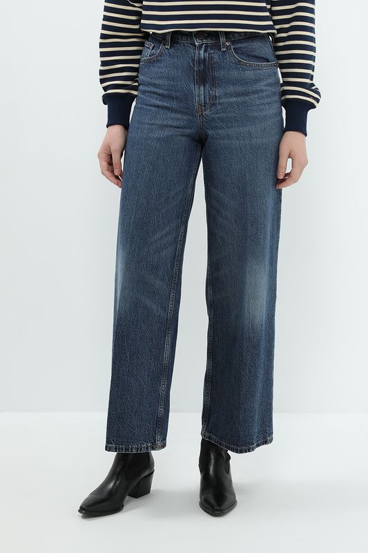 Джинсы с эффектом потертости Tommy Hilfiger