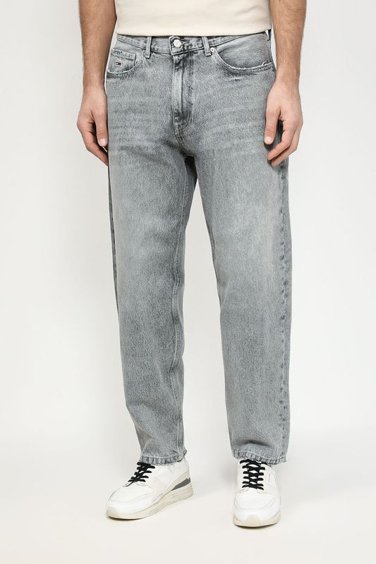 Джинсы с эффектом потертости Tommy Jeans