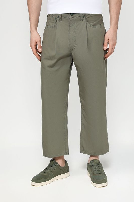 Джинсы Stay Loose Pleated Crop Smokey Olive LEVI'S