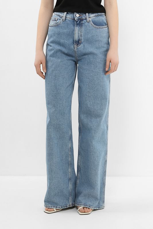 Джинсы свободного кроя Tommy Jeans