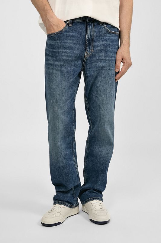 Джинсы Tommy Jeans