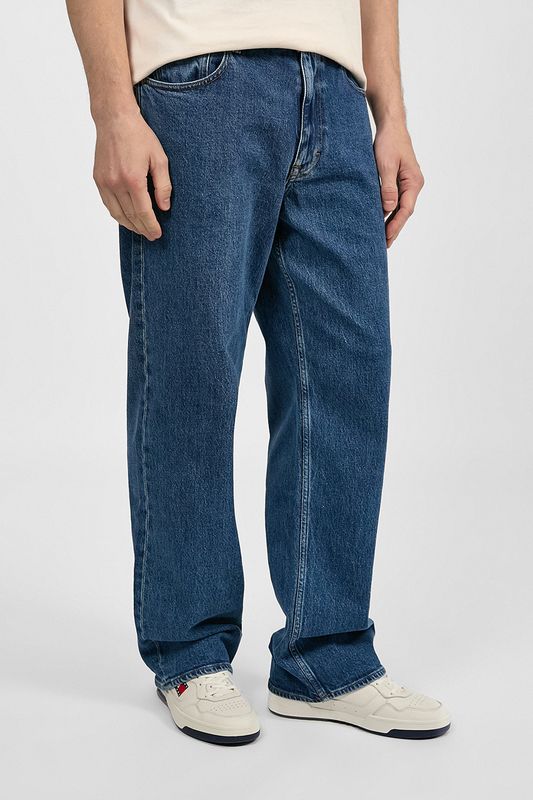 Джинсы Tommy Jeans
