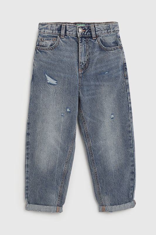 Джинсы зауженного кроя Benetton