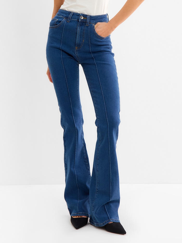 Джинсы женские клёш со стрелкой MINAKU: Jeans Collection, размер 40, синие