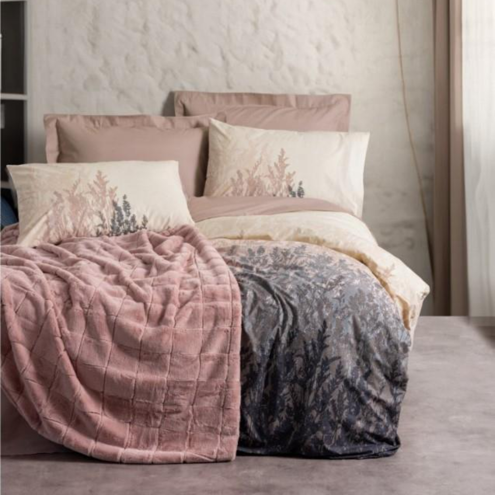 Комплект постельного белья Cotton Box smooth pudra Двуспальный + плед 180х220 см