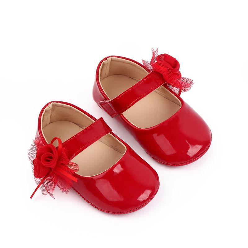 Туфли на плоской подошве для маленьких девочек, нескользящие кроссовки с кружевом и цветочным узором для малышей, мягкая подошва из искусственной кожи, свадебные туфли принцессы для новорожденных, От 0 до 18 месяцев L